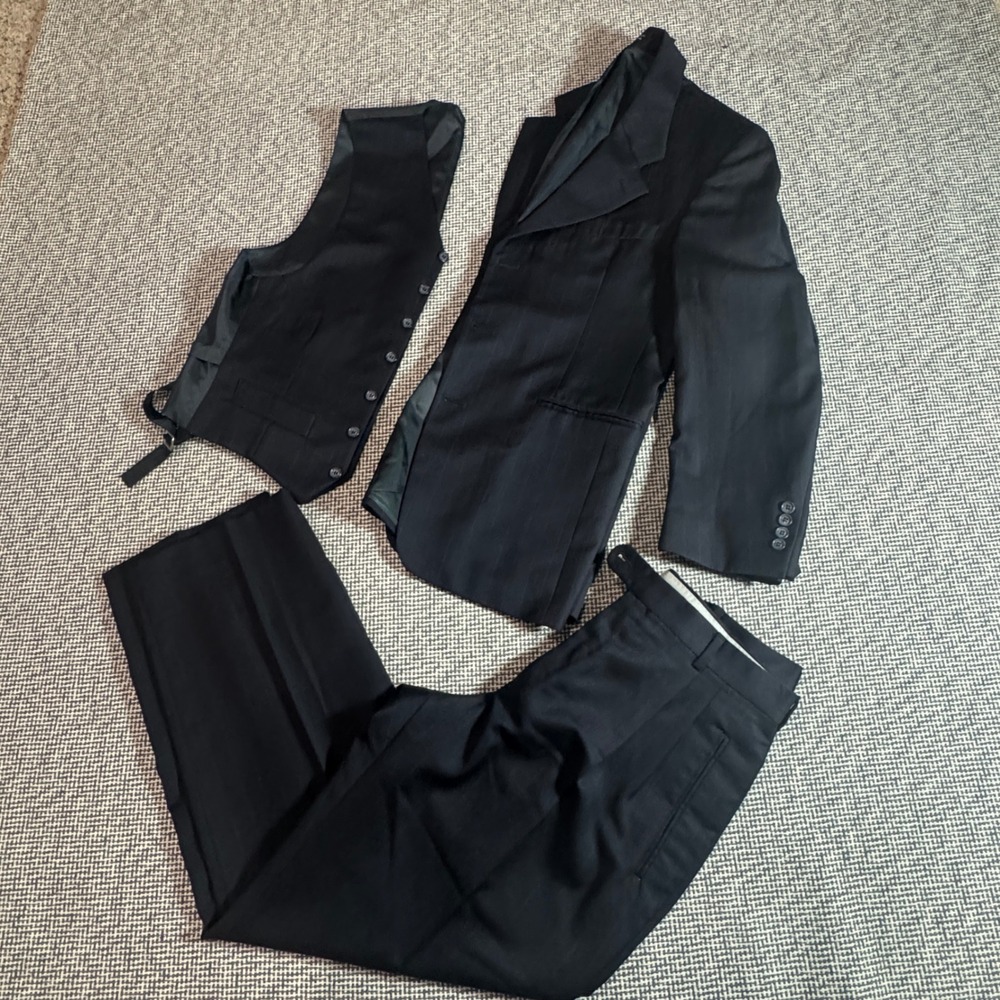 Super 80s Worsted Wool 3 Piece Pinstripe Suit Navy 38S Jacket Vest Pants Mens